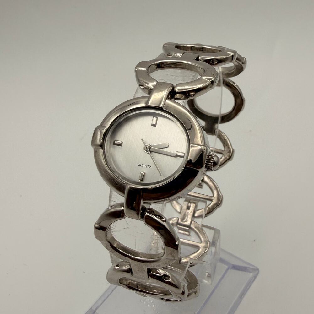 Vintage Avon Ladies' Silver-Tone Bracelet Watch Working New Battery